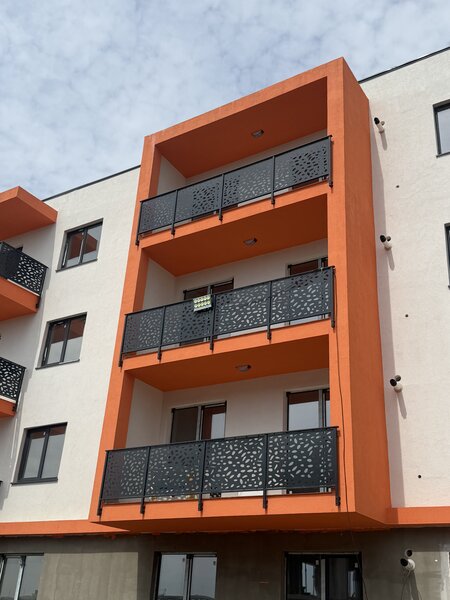 Dobroesti, str. Balantei, Cristal House