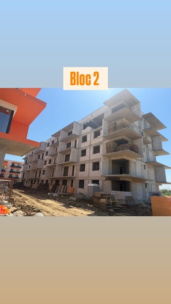 Dobroesti, str. Balantei, Cristal House